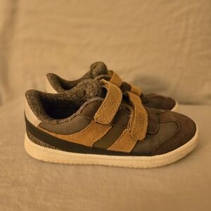 Kids Brown and Black Velcro Sneakers